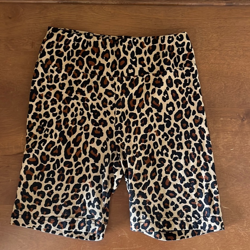 Cheetah print biker shorts. Size: S
